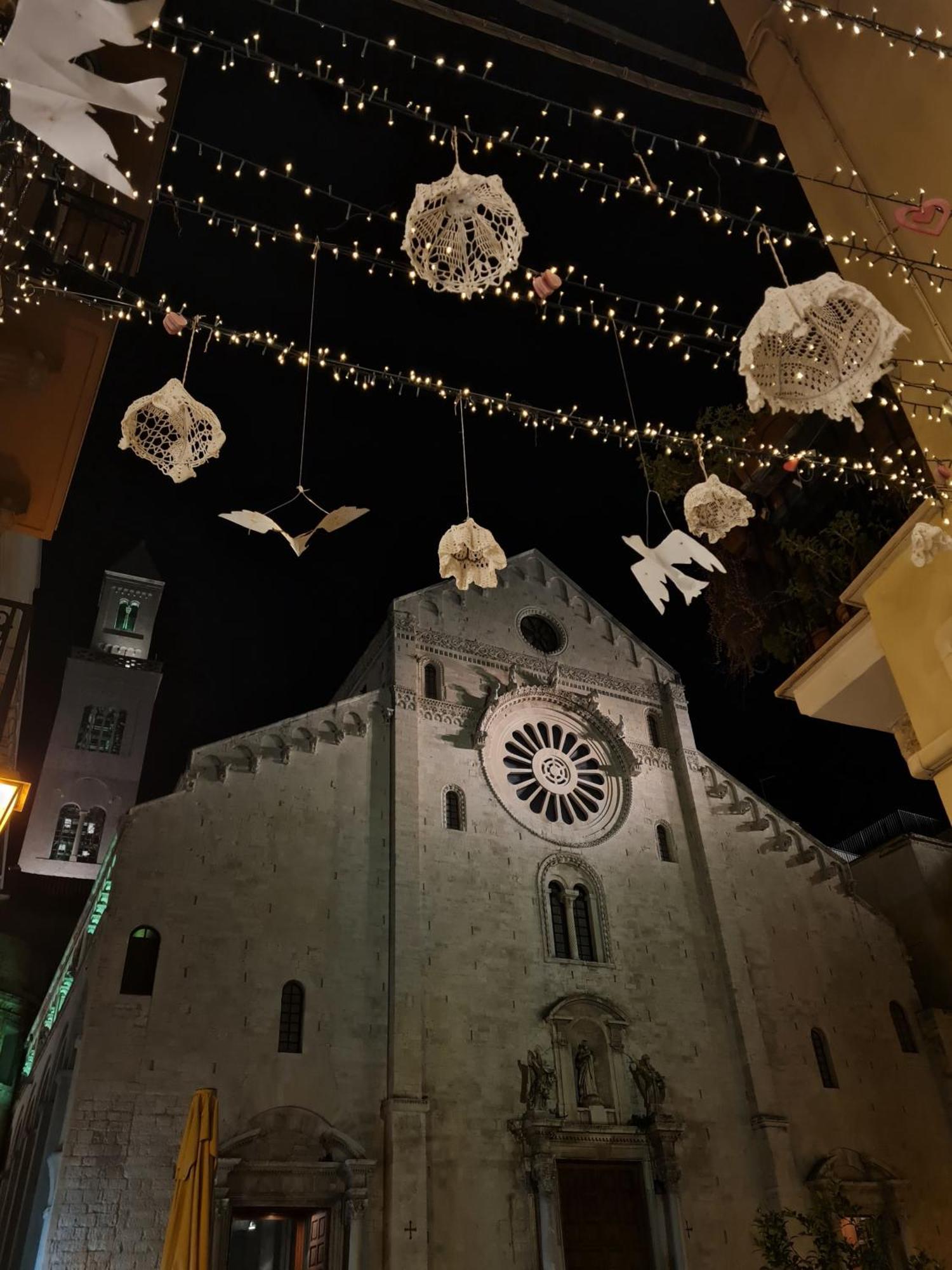 Апартаменты Casa Chloe - Vicino Al Porto E Basilica San Nicola Бари Экстерьер фото